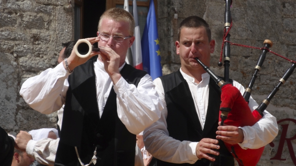 Bretonische Volksmusik mit Bombarde & Biniou
