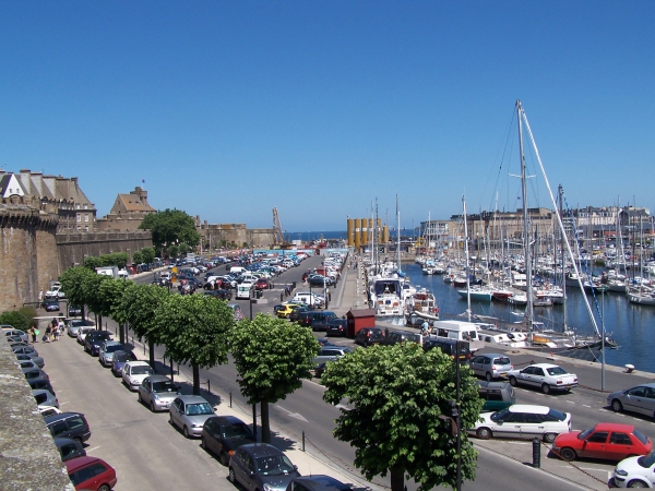 St. Malo mit Hafenbecken